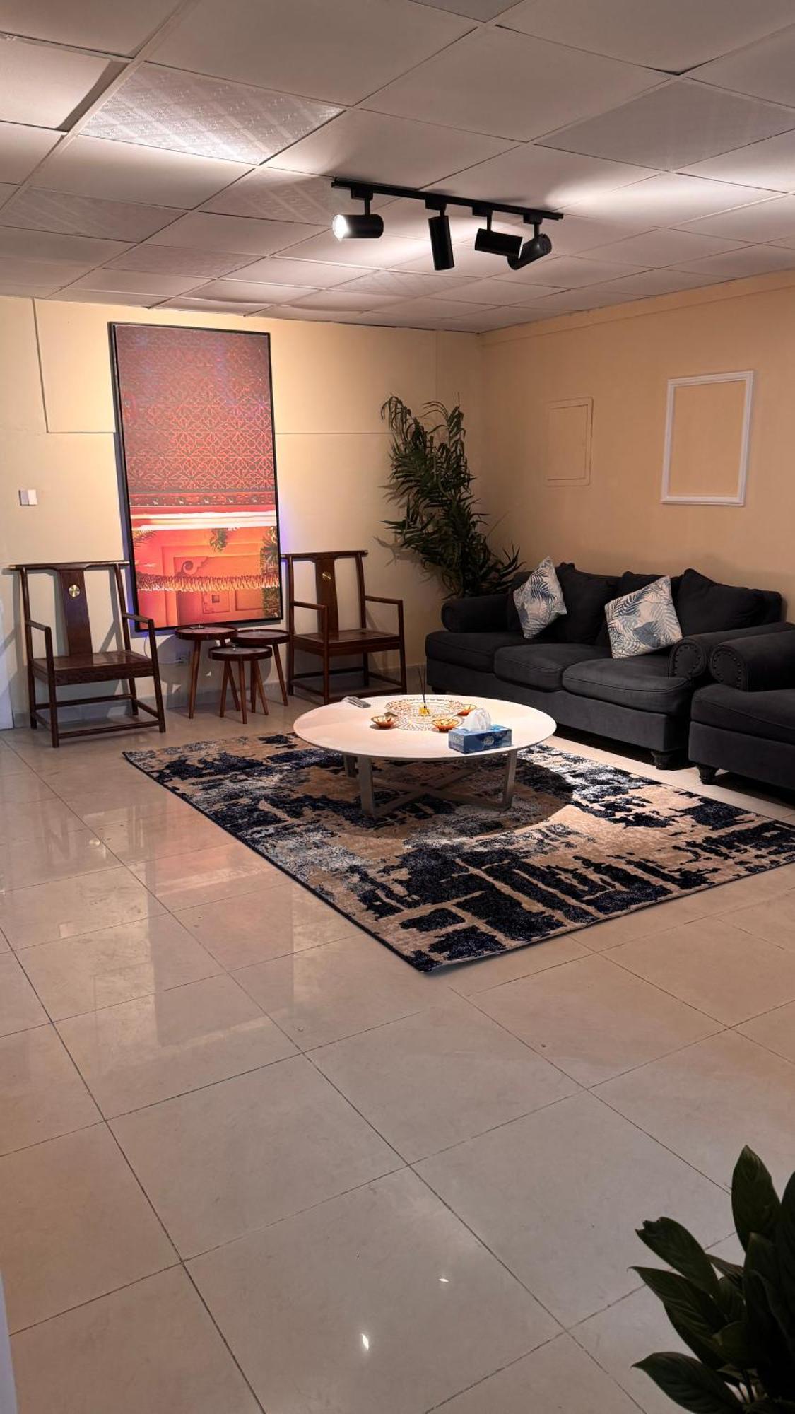 روز تايم Apartment Al Ain